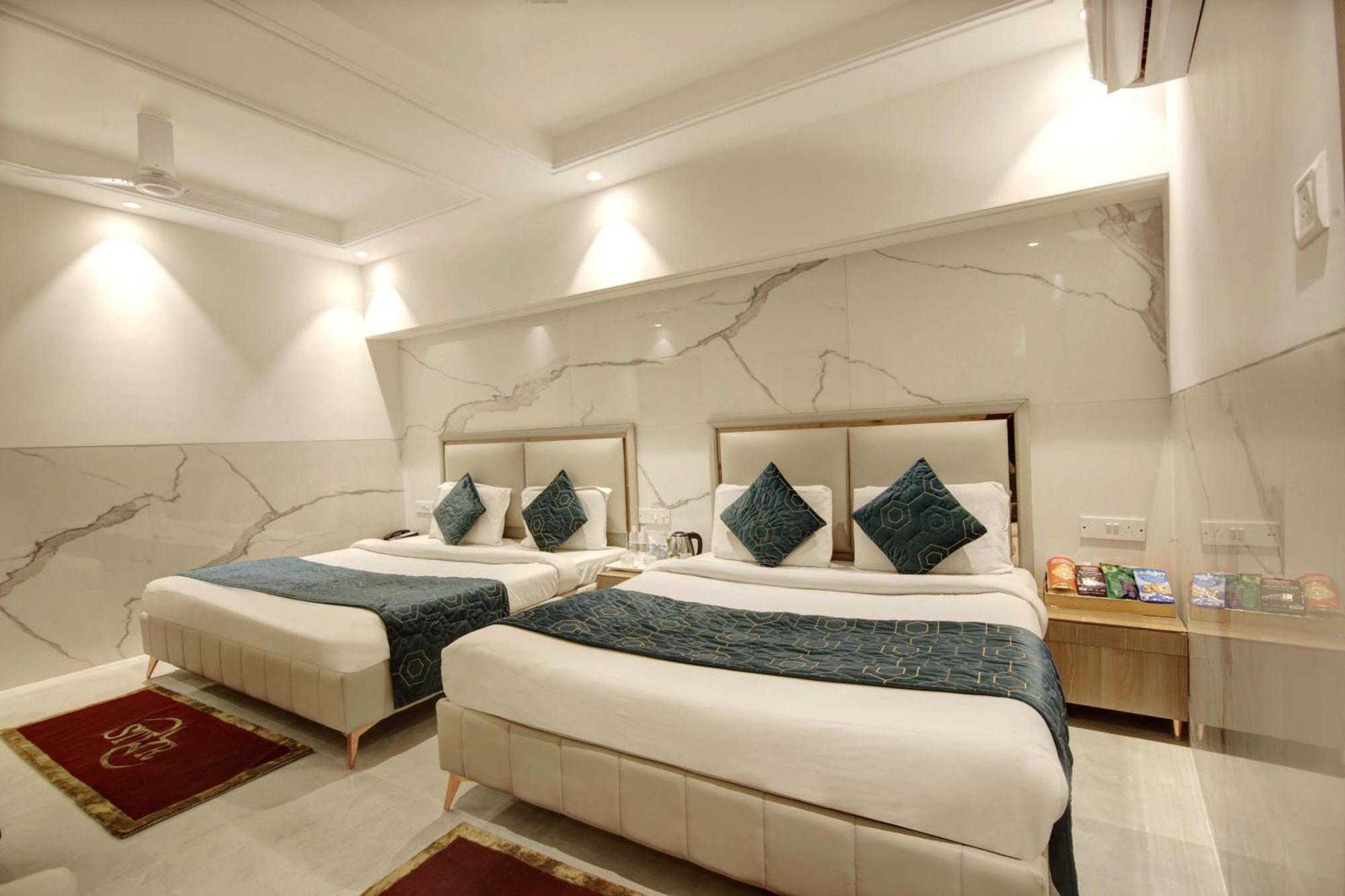 Hotel International Inn - Near Delhi Airport New Delhi Eksteriør bilde